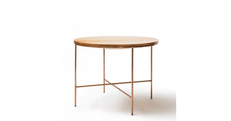 【ふるさと納税】＜FIL＞ ラウンドテーブル MASS Series 900Round Table -Natural Wood & Copper Frame-　小国杉 テーブル 丸テーブル 机 インテリア 家具 木製 小国杉 無垢材 天然木 おしゃれ リビング ダイニング ギフト セット 限定 熊本 阿蘇 南小国町 送料無料